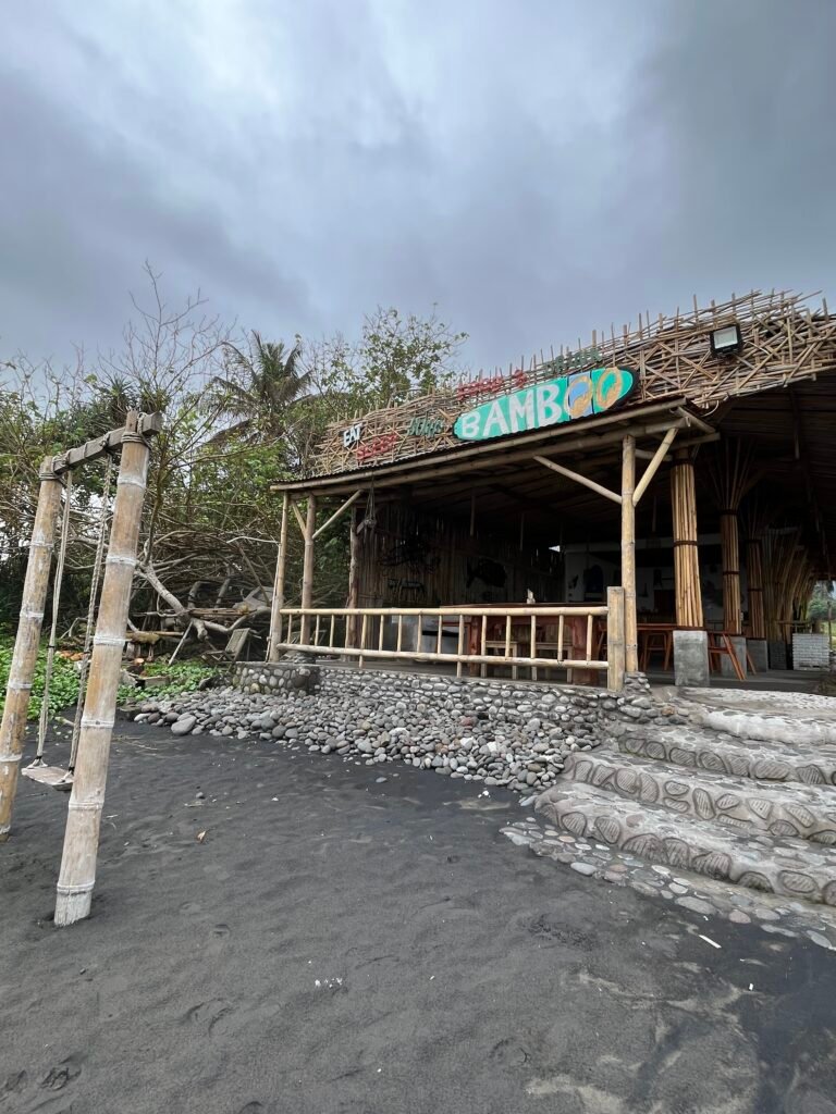 Bambook Beach Bar - a great choice of Where to Eat in Medewi